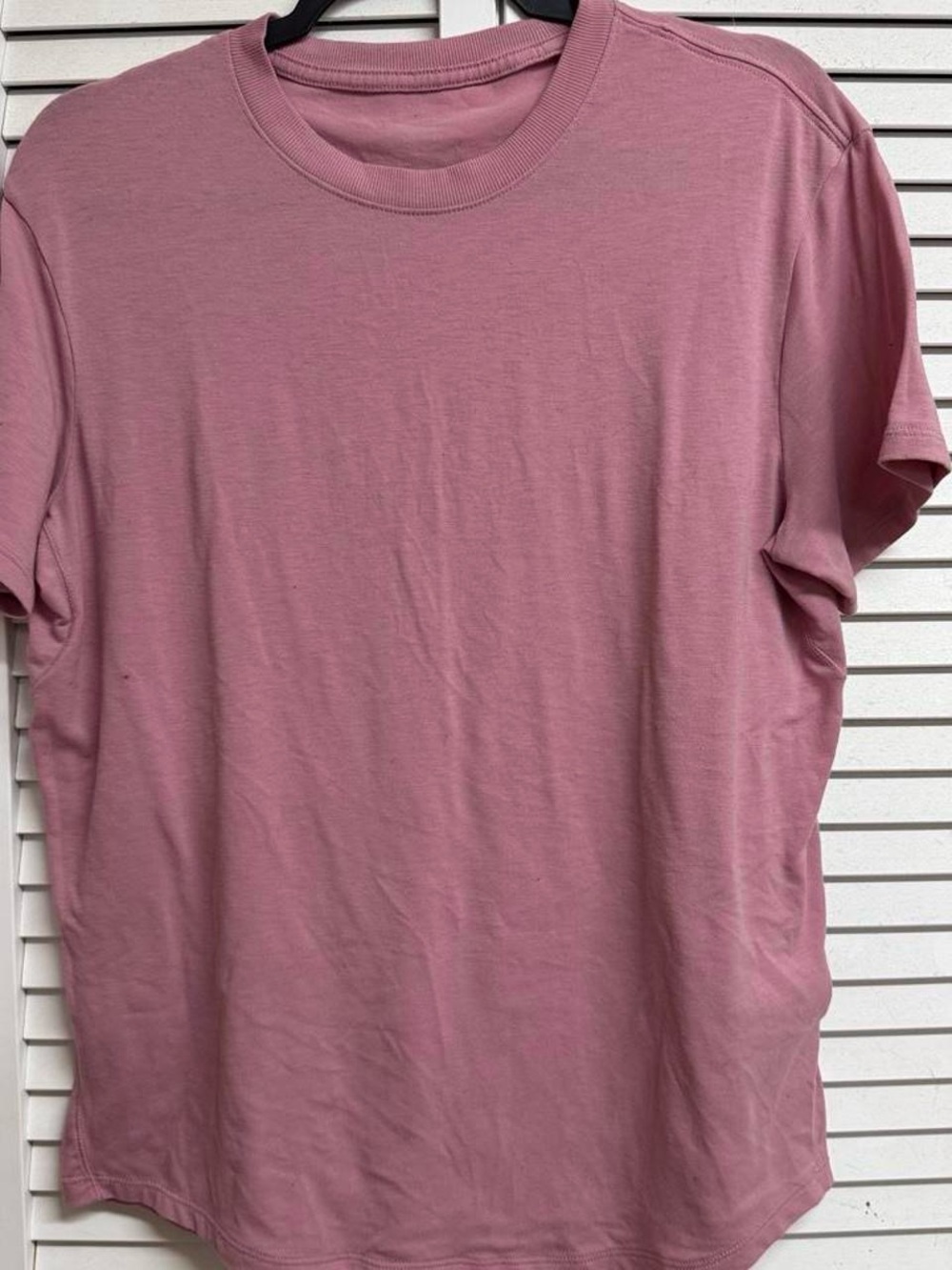 Nike Women's Short Sleeve Crew Tee in Dusty Rose Pink